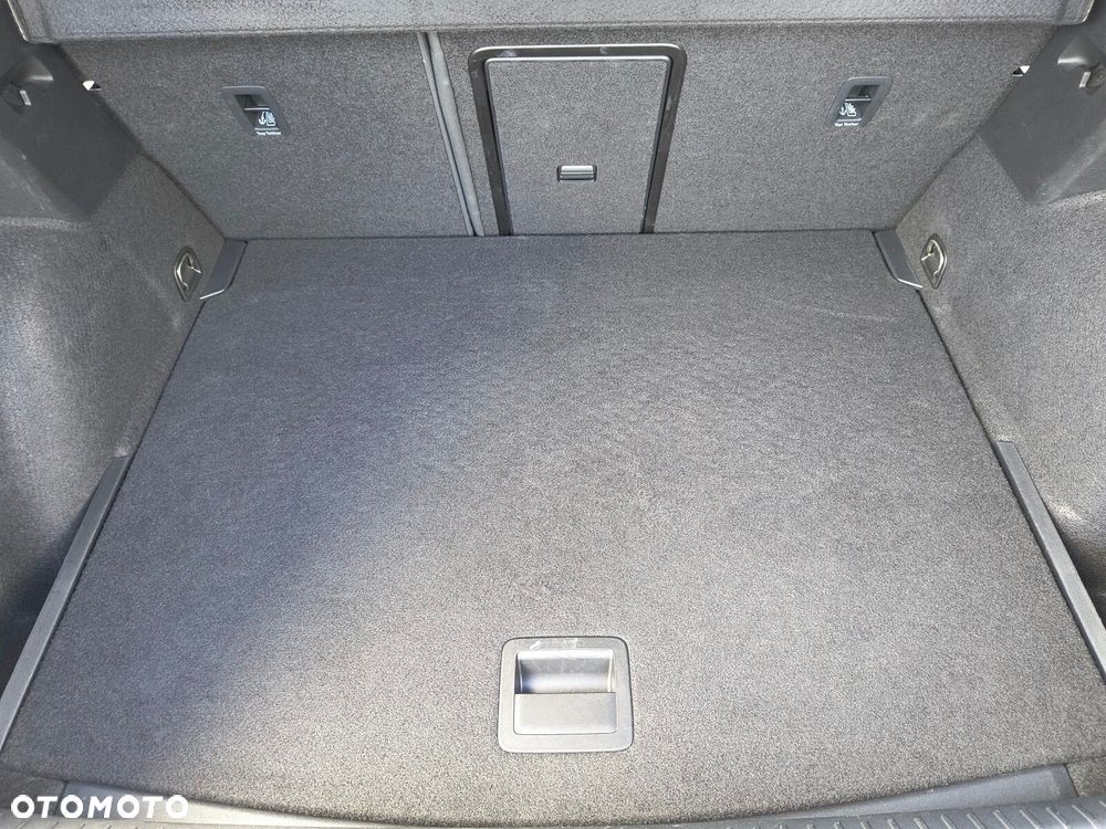 Cupra Formentor 1.5 TSI DSG - 32