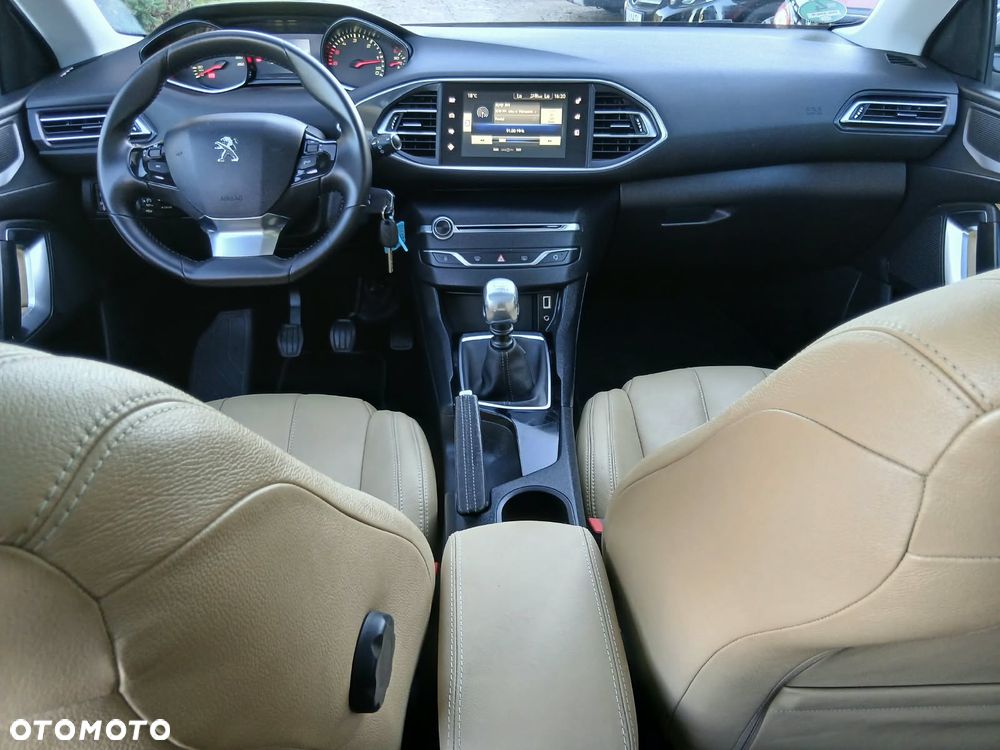 Peugeot 308 - 28
