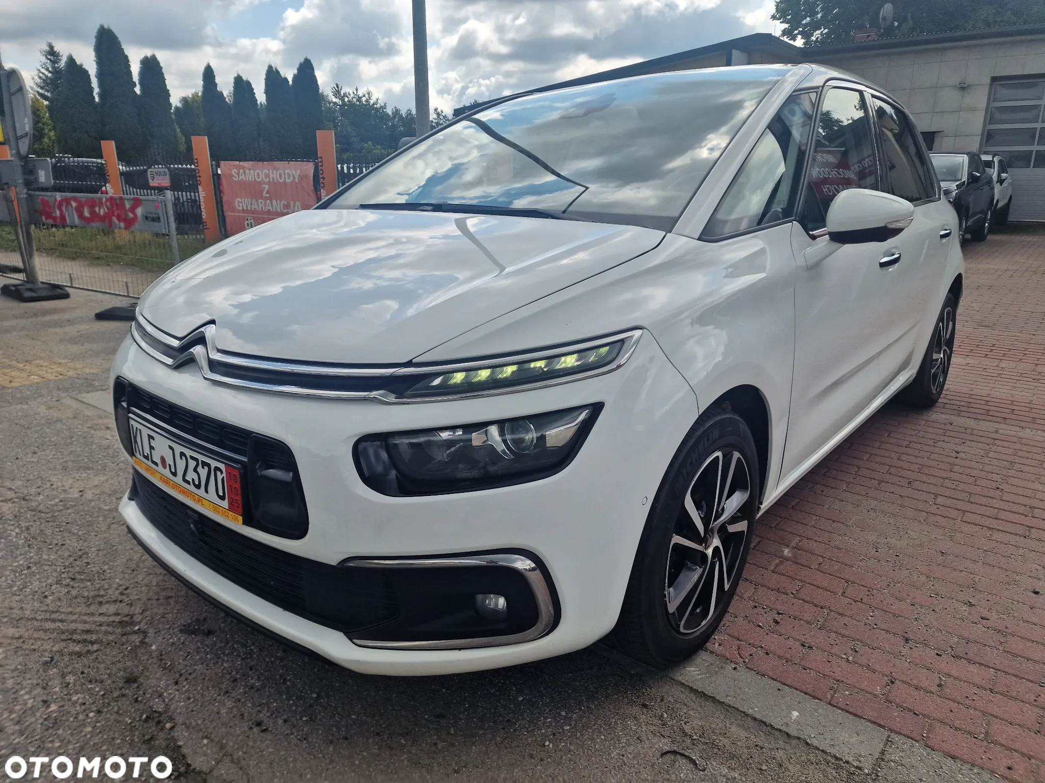 Citroën C4 Picasso 2.0 BlueHDi Exclusive - 4