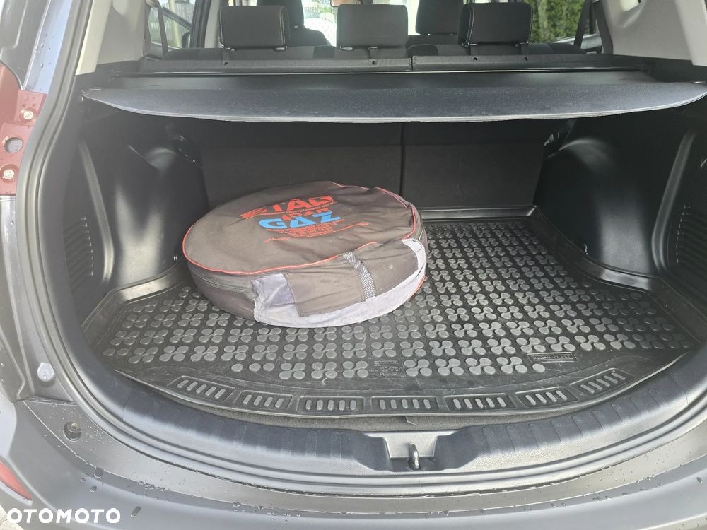 Toyota RAV4 2.0 Active EU6 - 12