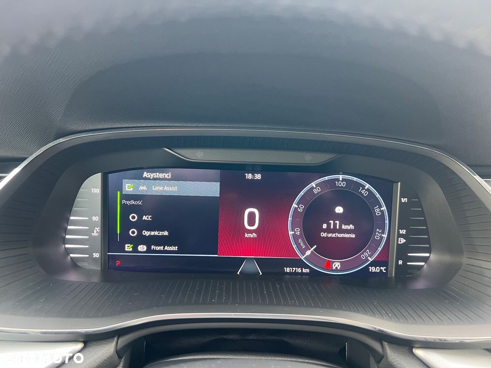 Skoda Octavia 2.0 TDI Style DSG - 35