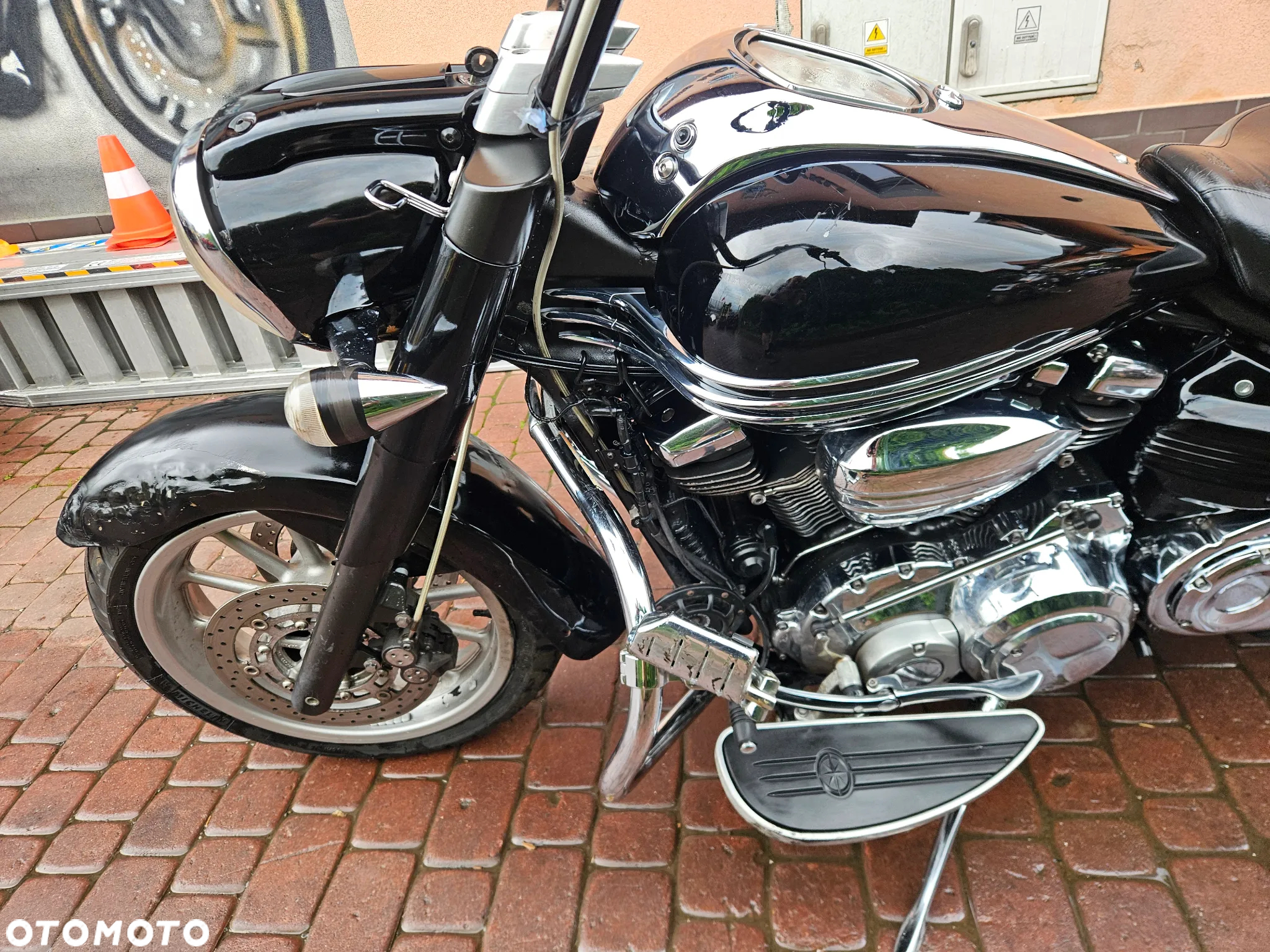 Yamaha XV - 19