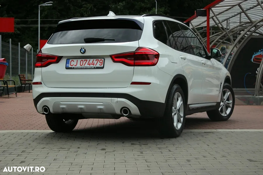 BMW X3 xDrive20d AT Luxury Line - 17