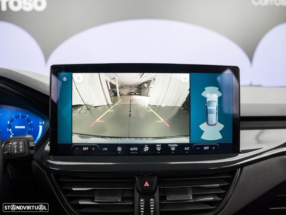 Ford Focus SW 1.0 EcoBoost MHEV ST-Line X - 32