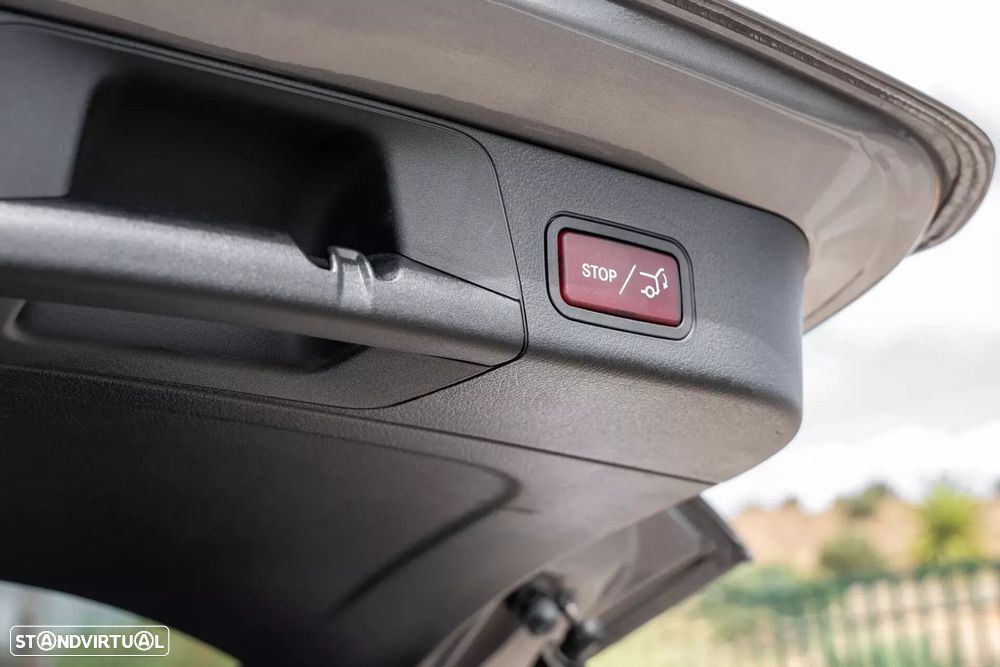 Mercedes-Benz EQB - 21