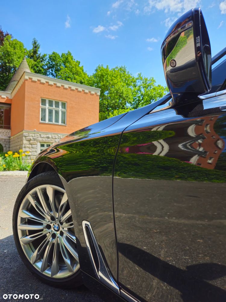 BMW Seria 7 750Li Edition Exclusive - 11