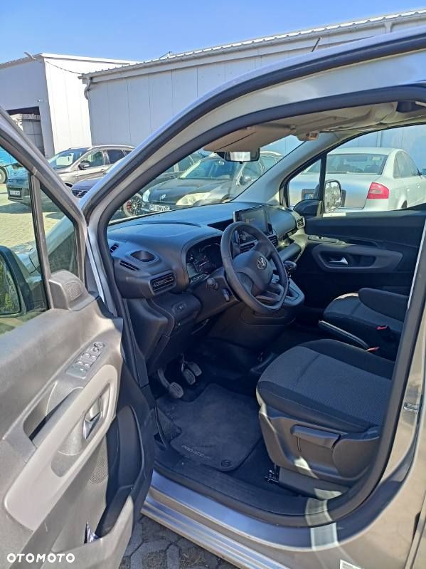 Toyota Proace City Verso 1.5 D-4D Business - 2