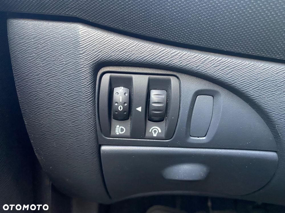 Renault Twingo 1.2 16V Access - 12