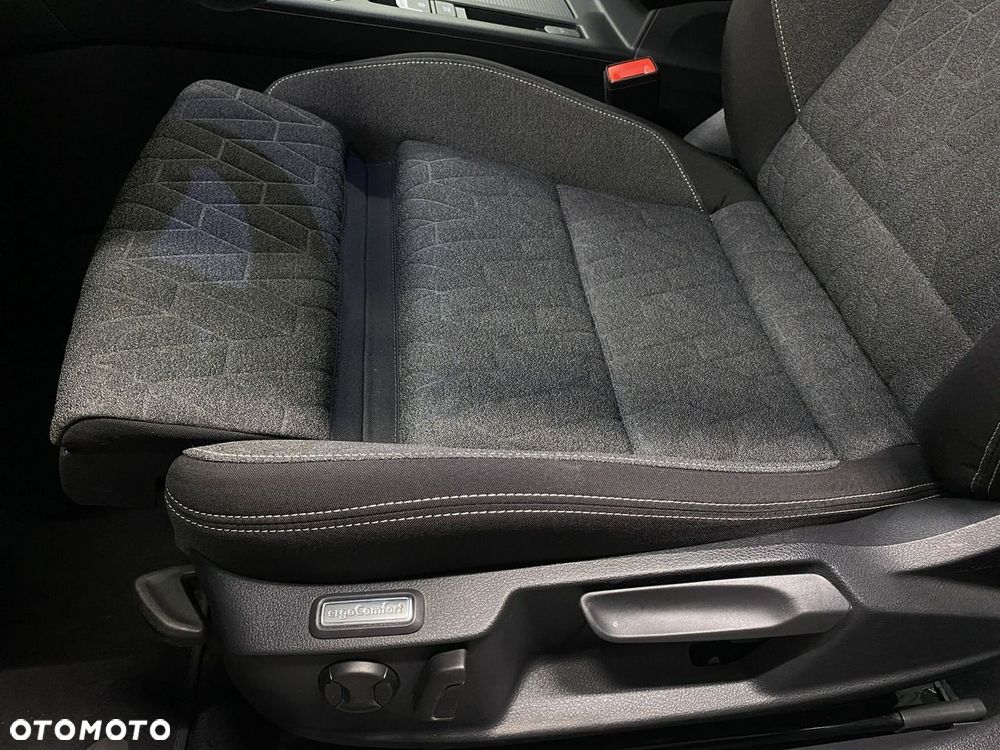 Volkswagen Passat Variant - 14