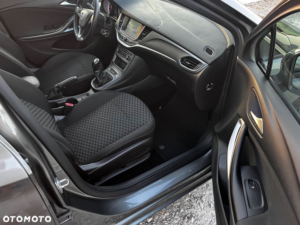 Opel Astra 1.4 T Dynamic - 14