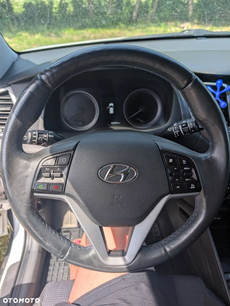 Hyundai Tucson 1.7 CRDI BlueDrive Style 2WD - 8