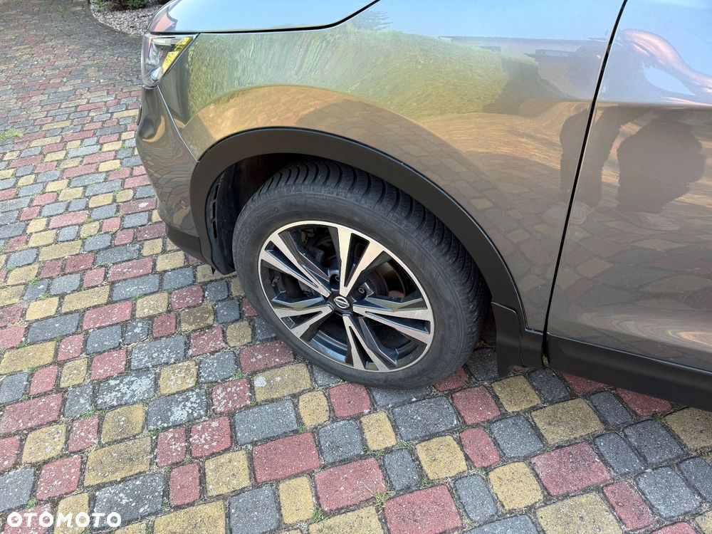 Nissan Qashqai 1.3 DIG-T DCT SHIRO - 20