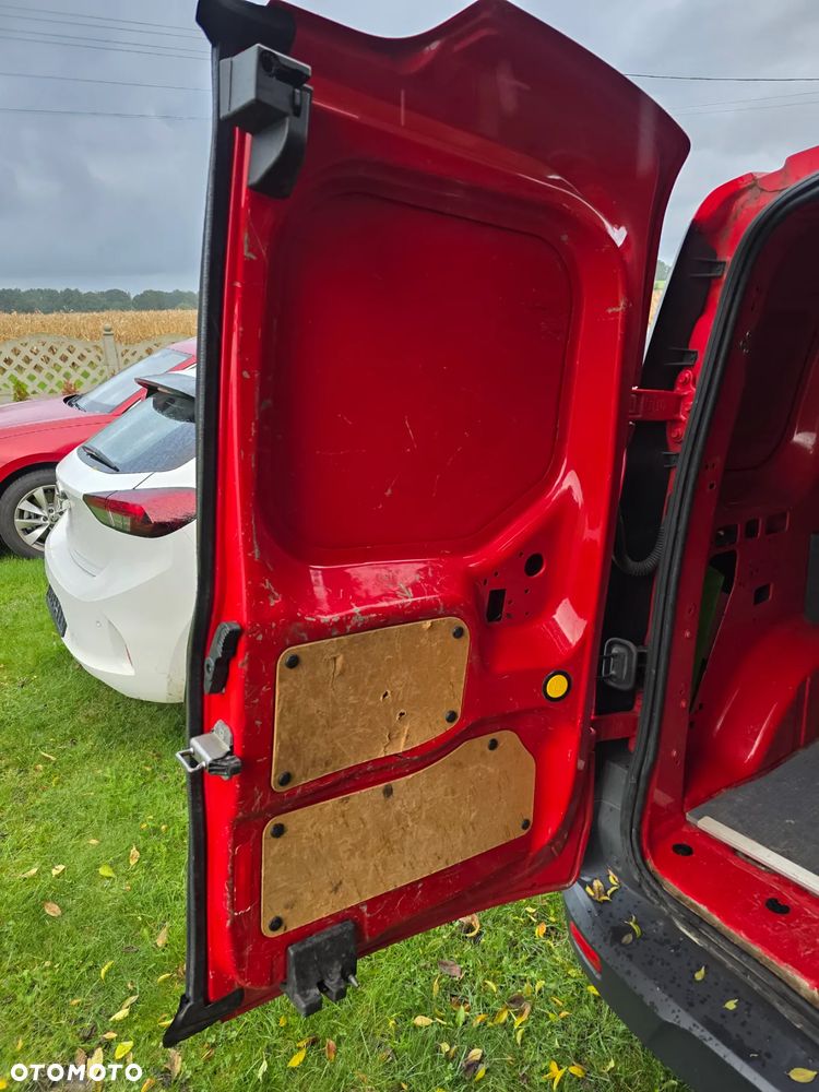 Ford Transit Connect - 7