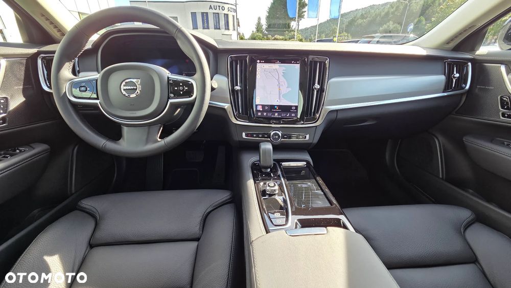 Volvo V90 T6 AWD Plug-In Hybrid Plus Dark - 11