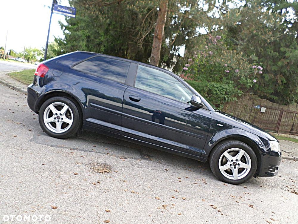 Audi A3 3-drzwiowe 2.0 TDI DPF Ambition - 32