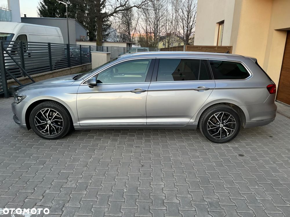 Volkswagen Passat 2.0 TDI SCR Highline DSG - 13