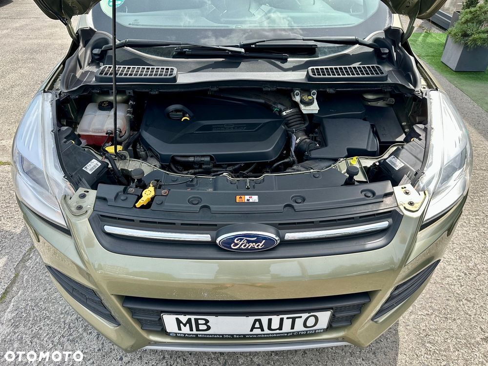 Ford Kuga 1.6 EcoBoost 2x4 Trend - 28