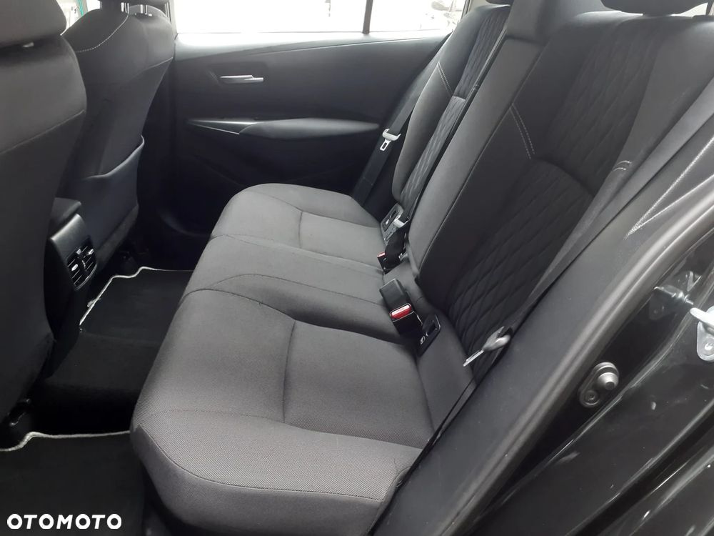 Toyota Corolla - 25