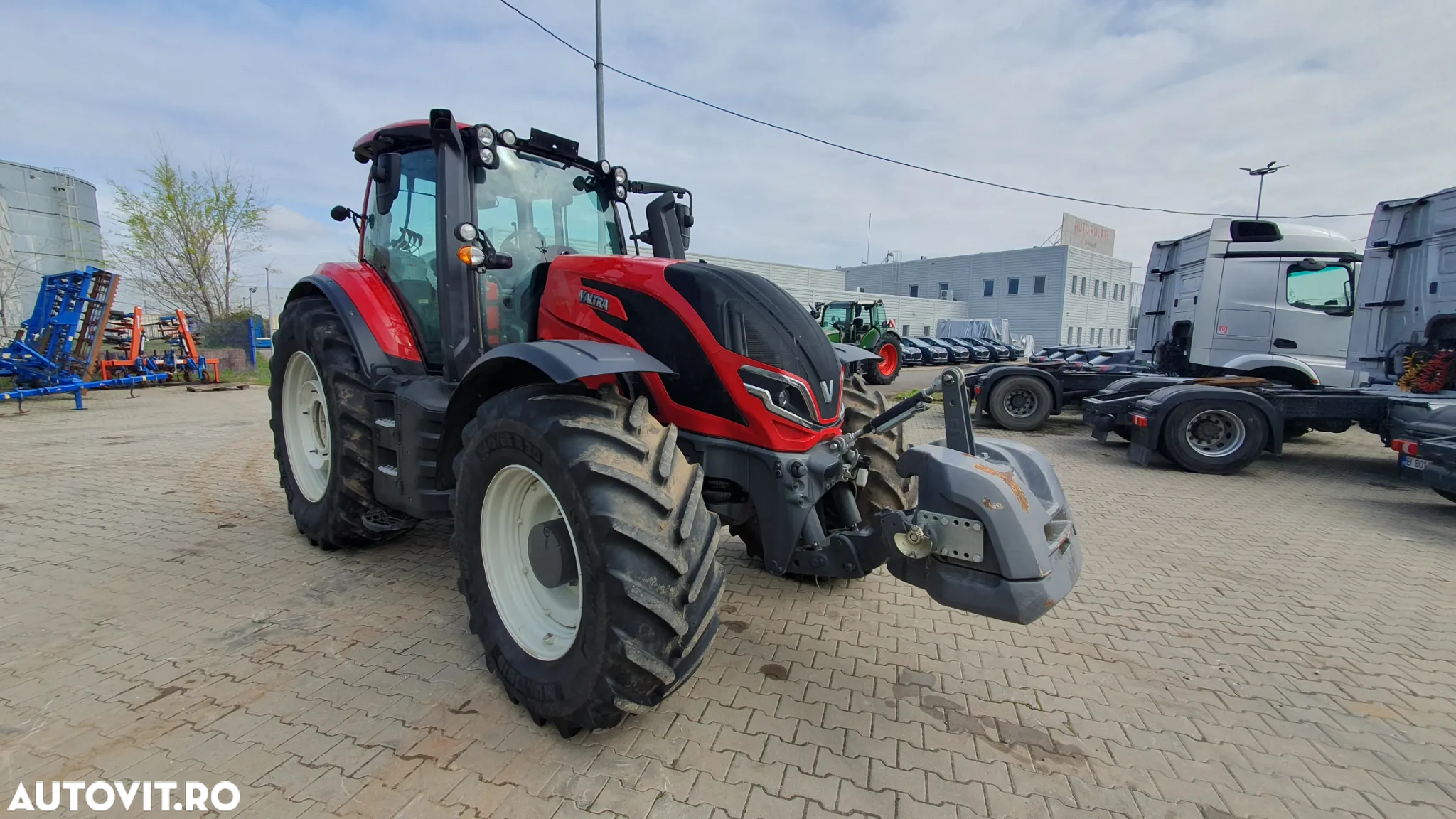 Valtra T 235 A - 2