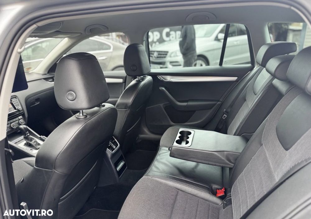Skoda Octavia 2.0 TDI (Green tec) DSG Style - 12