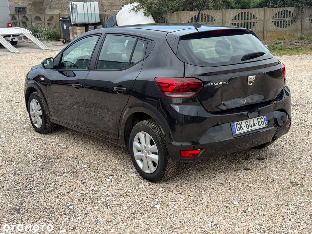 Dacia Sandero - 7