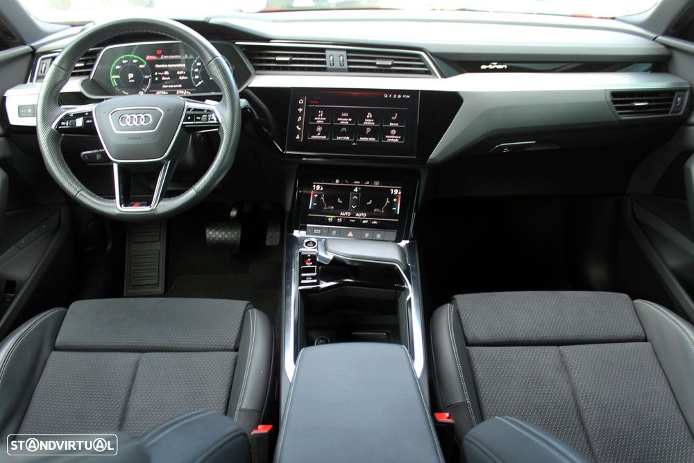 Audi e-tron 55 quattro S line - 13