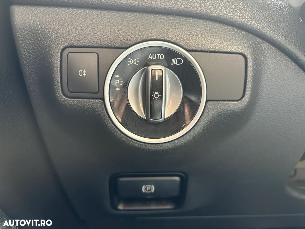 Mercedes-Benz CLA 220 - 17