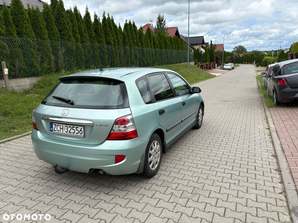 Honda Civic 1.4i - 7