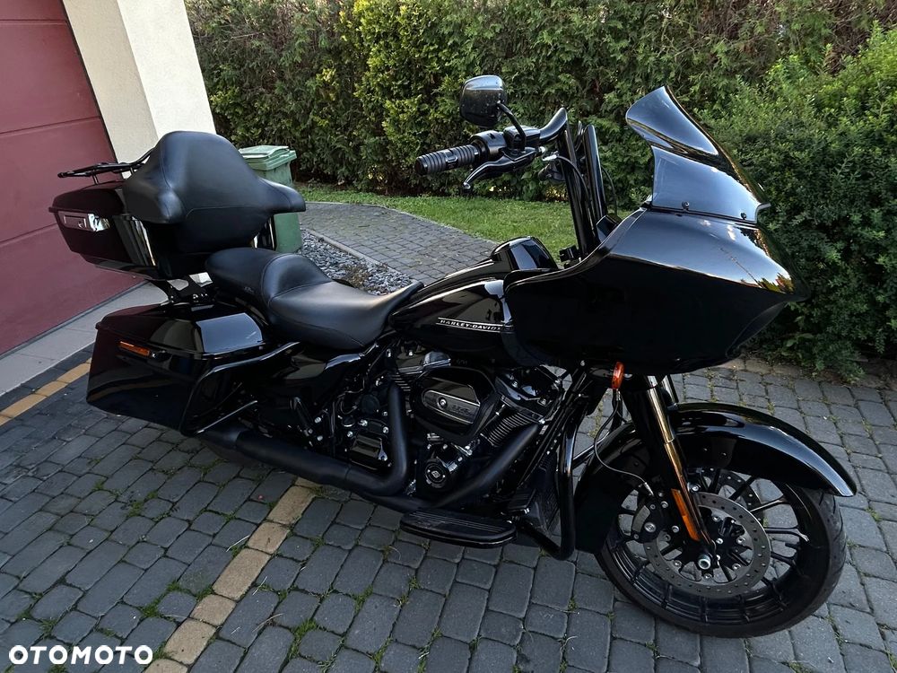 Harley-Davidson Touring Road Glide - 3