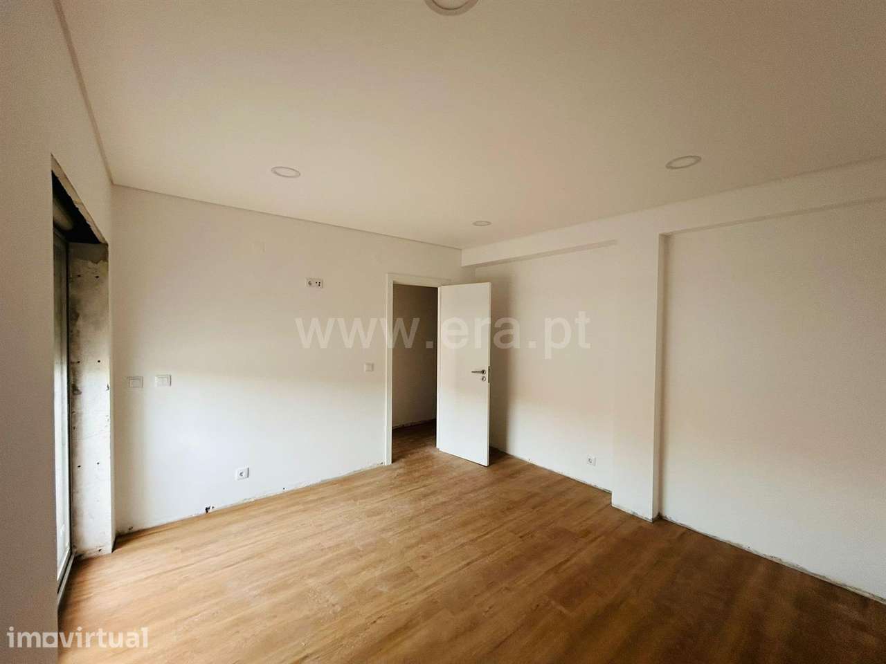 Apartamento T2 Paredes - Grande imagem: 2/9