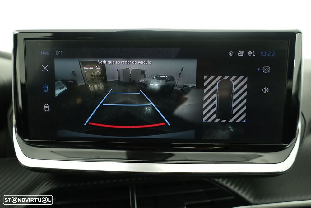 Peugeot 2008 1.2 PureTech Allure - 12