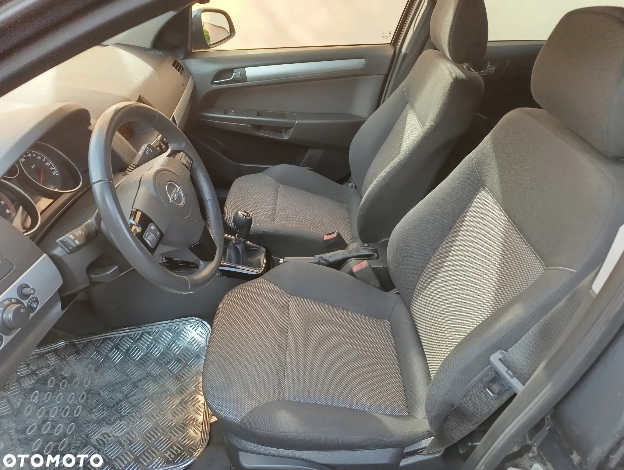 Opel Astra 1.4 Caravan Edition 111 Jahre - 6