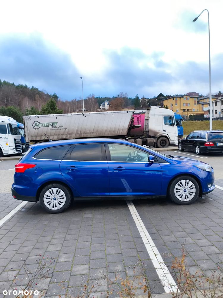 Ford Focus 1.5 TDCi Titanium ECOnetic ASS - 5