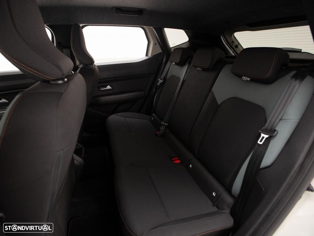 Dacia Duster 1.6 Hybrid Extreme - 10