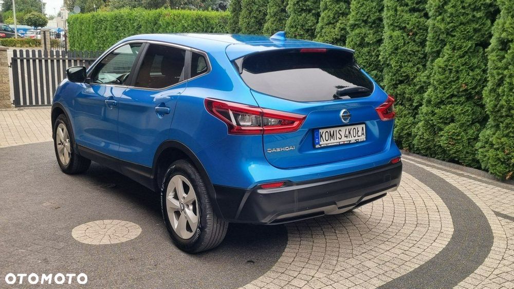 Nissan Qashqai - 4
