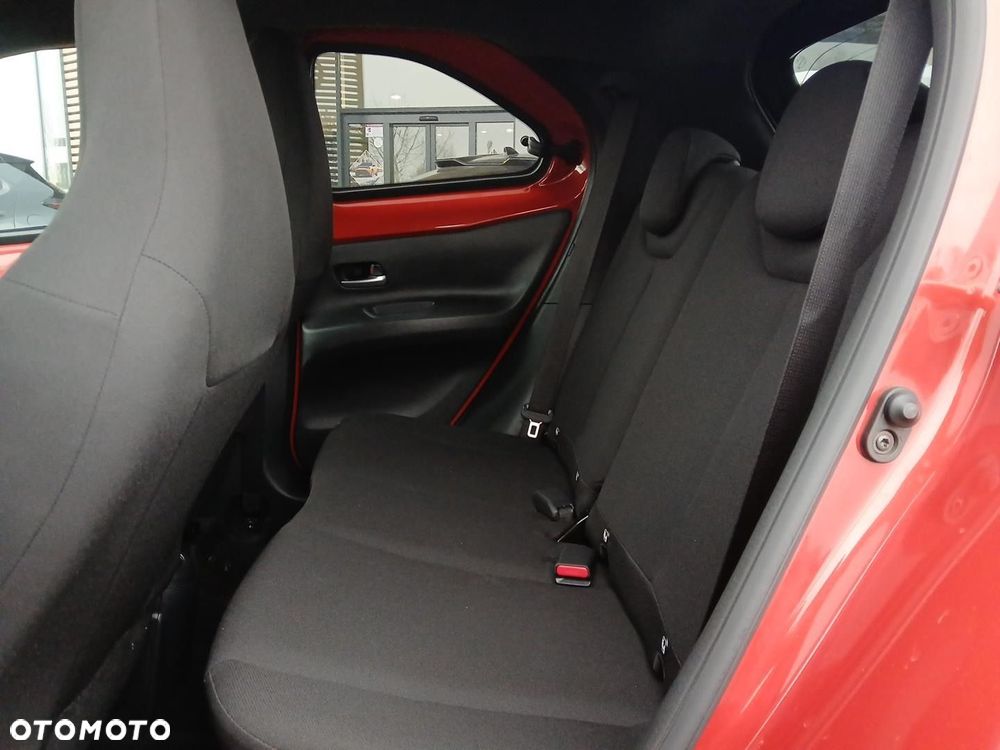 Toyota Aygo X - 15
