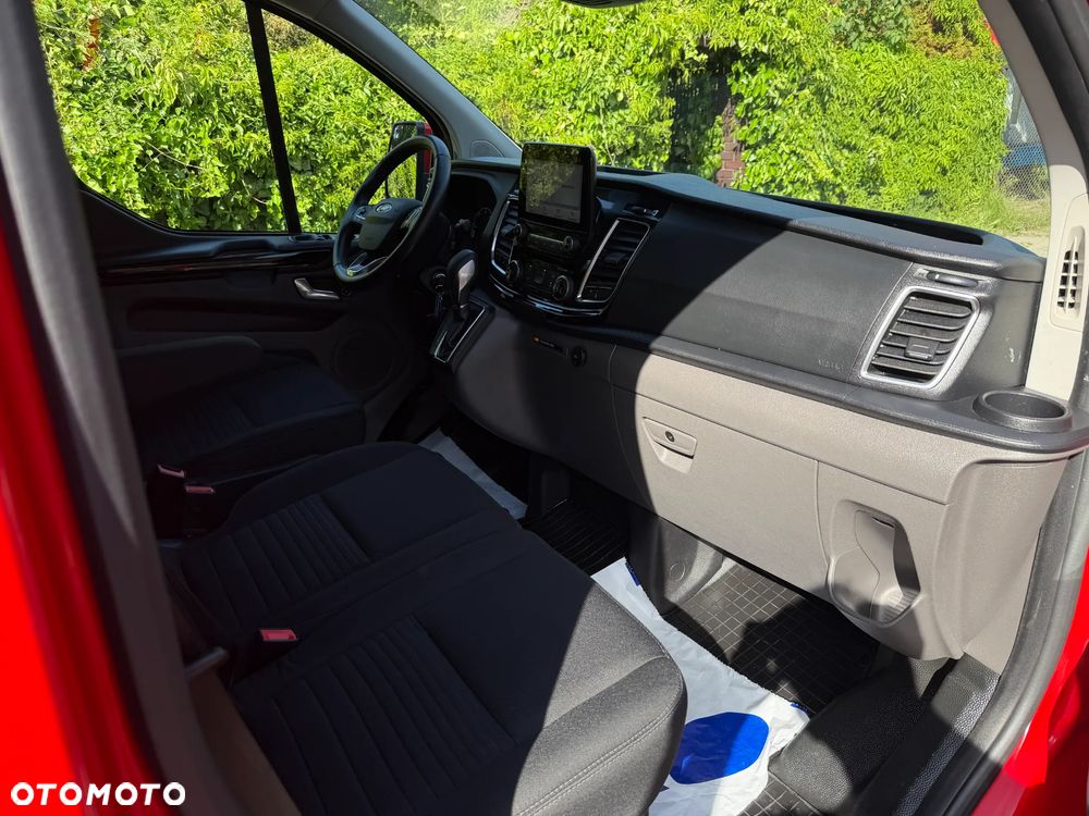 Ford TRANSIT CUSTOM - 9