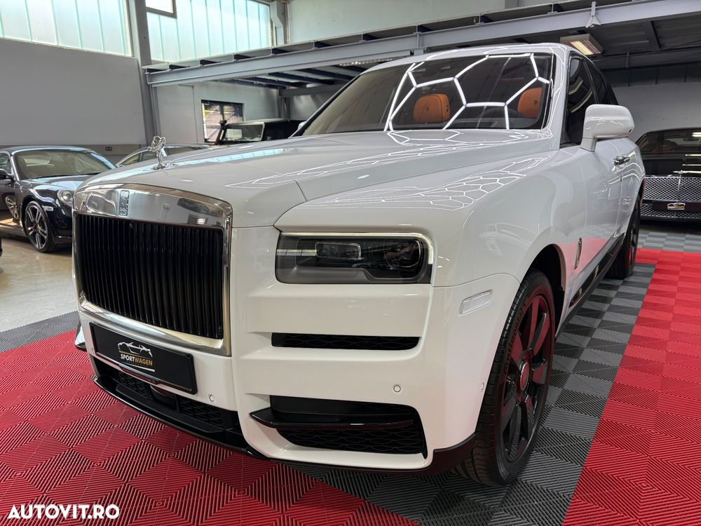 Rolls-Royce Cullinan - 4