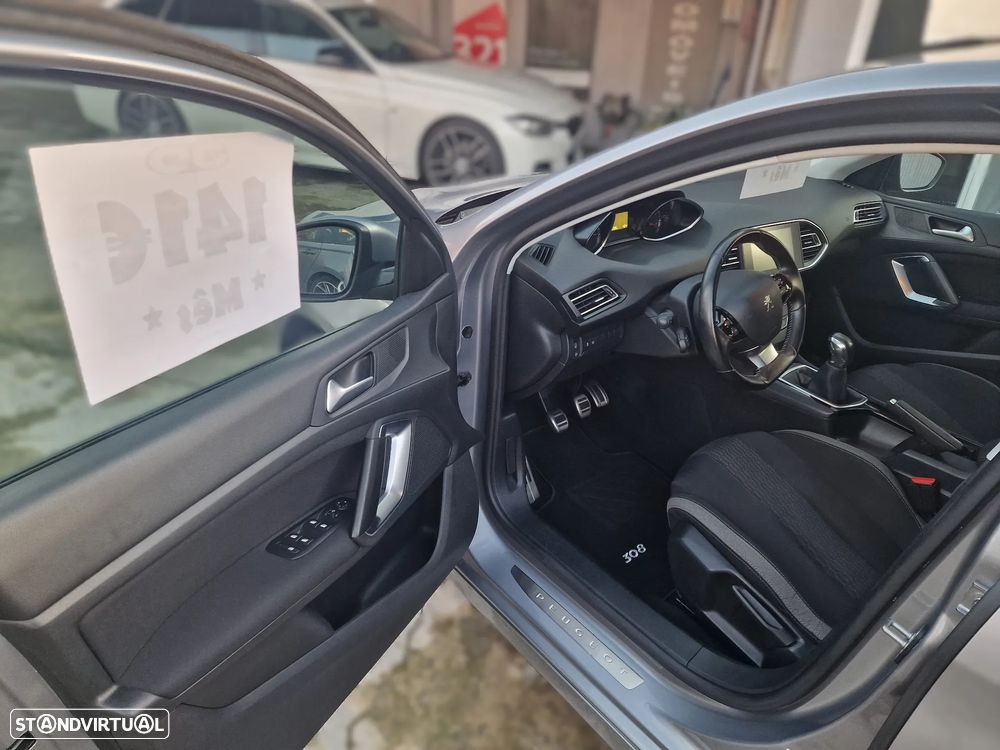 Peugeot 308 PureTech 110 Stop & Start Style - 8