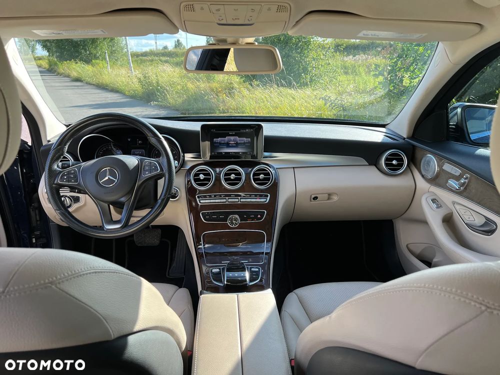 Mercedes-Benz Klasa C 300 7G-TRONIC - 8