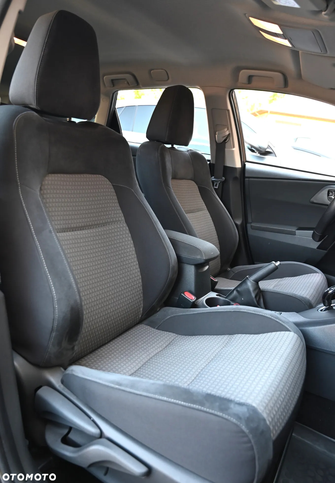 Toyota Auris - 38