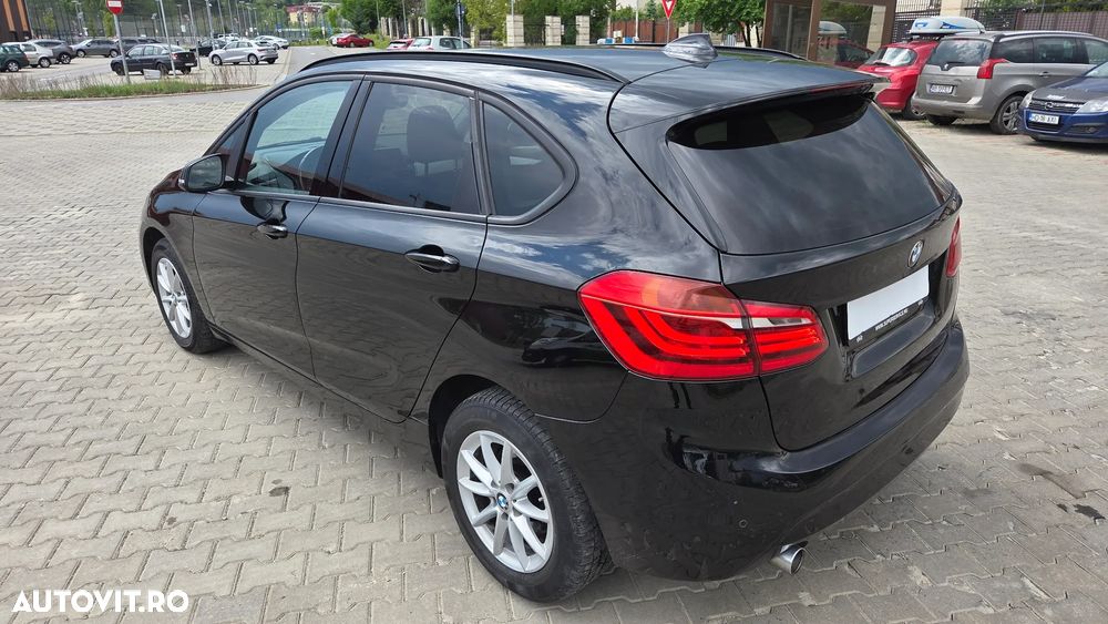 BMW Seria 2 216d Aut. Sport Line - 3
