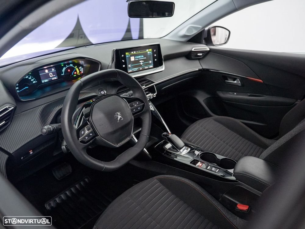 Peugeot e-208 50 kWh Active Pack — fotografia 13