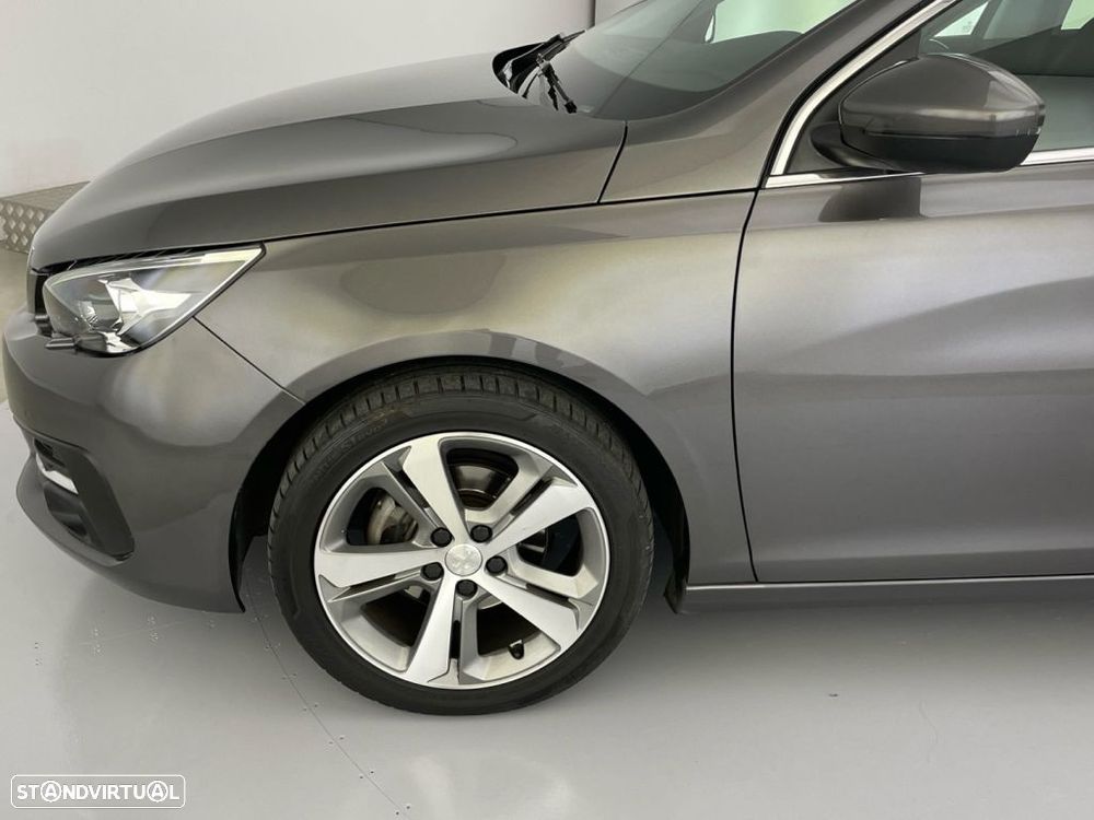 Peugeot 308 1.5 BlueHDi Allure - 18