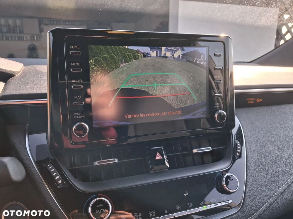 Toyota Corolla 1.8 Hybrid Comfort - 15