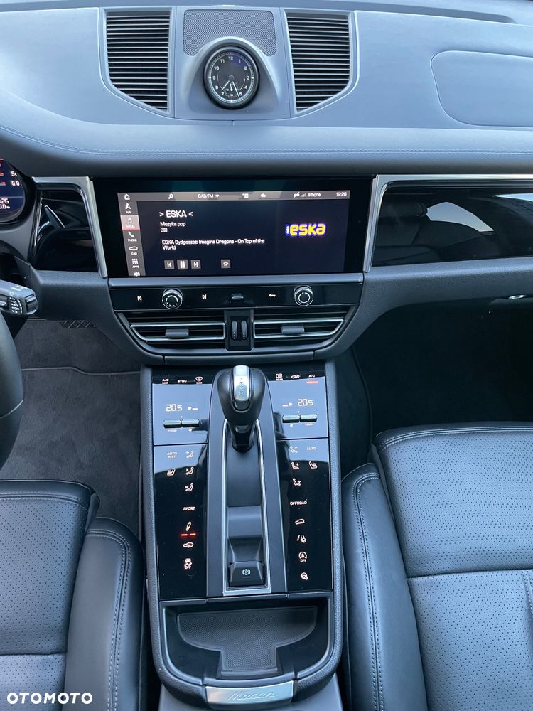 Porsche Macan S - 21