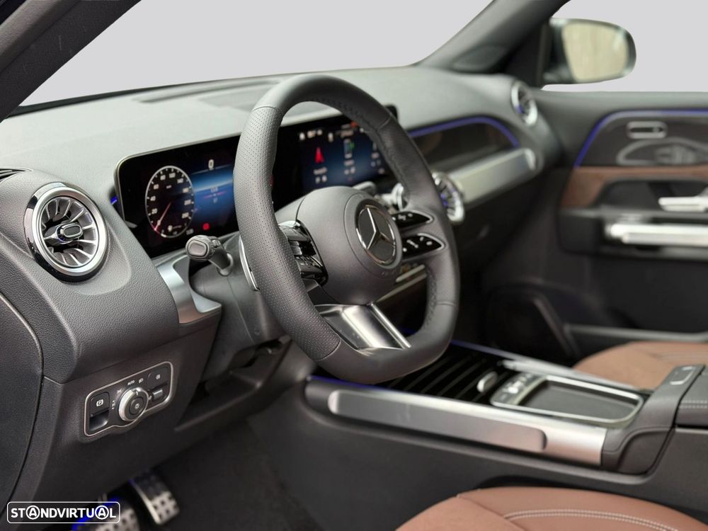 Mercedes-Benz GLB 200 - 8