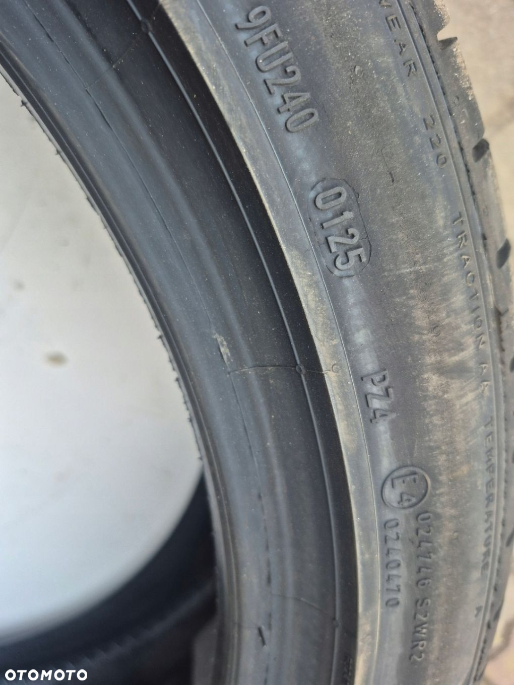 PIRELLI P ZERO 265/40R20 104Y 25R 4X - 9