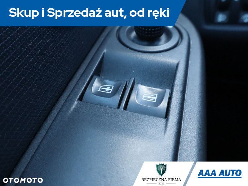 Renault Clio - 15
