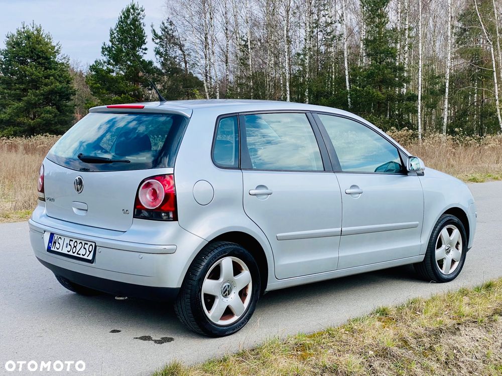 Volkswagen Polo 1.4 Comfortline - 19